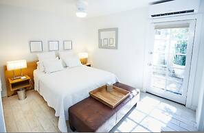 Miami Pool Oasis in El Portal