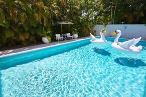 Miami Pool Cottage in El Portal