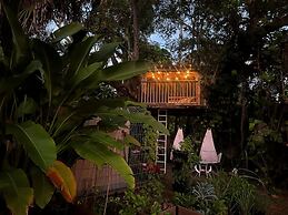 Miami Pool Cottage in El Portal