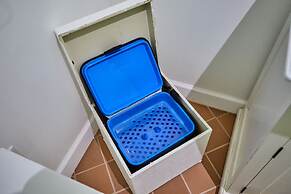 Miami Pool Cottage in El Portal