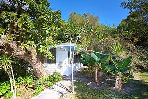 Miami Pool Cottage in El Portal