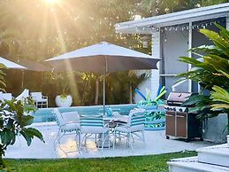 Miami Pool Cottage in El Portal