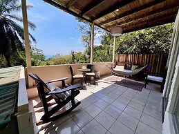 Iwa Żaru Panoramic Sea View Hotel