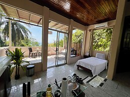 Iwa Żaru Panoramic Sea View Hotel