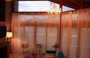 Canyons Guest House