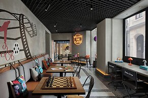 Moxy Istanbul Taksim