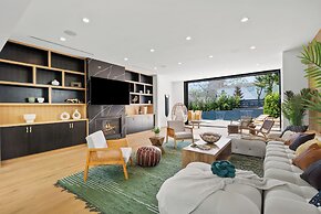 Lake Street-  Venice Open Designer House w Pool