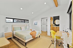 Lake Street-  Venice Open Designer House w Pool