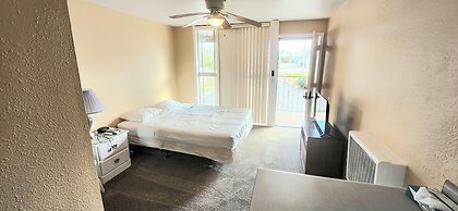 Twin Lakes Inn