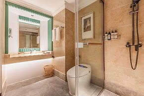 Ramada Plaza By Wyndham Wuhan Dongxi Lake