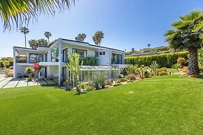 Malibu Luxury 4 BR Home w Pool and Ocean Views