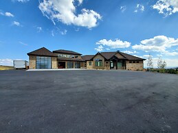 Glenn Haven by Cloud Dream Homes