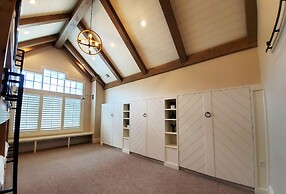 Glenn Haven by Cloud Dream Homes