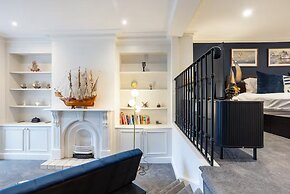 King Bed Luxury View - Captains Retreat