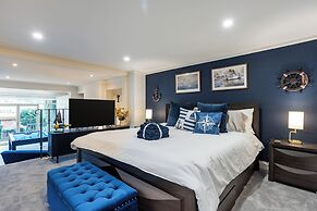 King Bed Luxury View - Captains Retreat