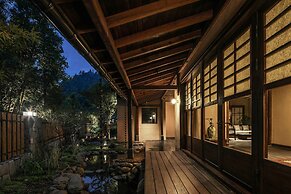 Jingdezhen Xingshan Shiwai Dongliyuan