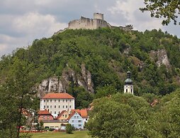 Hotel Schloss Raitenbuch