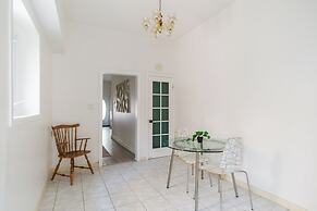 Charming Home in Little Portugal