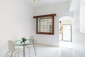 Charming Home in Little Portugal