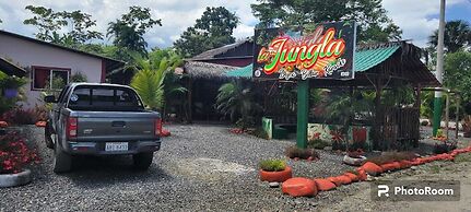 THE JUNGLE Vacation Home