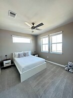 Luxury stay by Austin airport