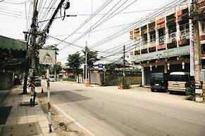 The Ten Hotel Thippanate