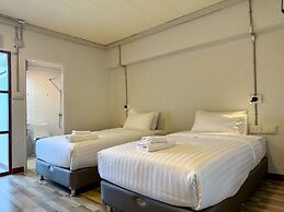 The Ten Hotel Thippanate