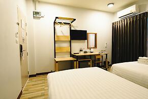 The Ten Hotel Thippanate