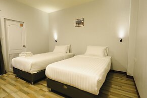 The Ten Hotel Thippanate