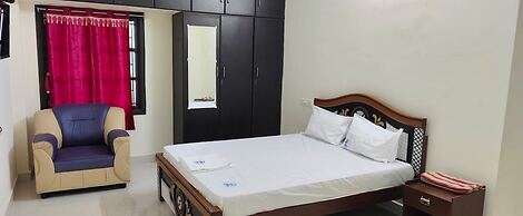 Shree Service Apartment