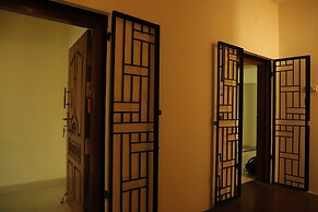 Shree Service Apartment