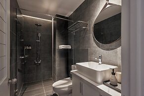 M Village Hotel Premier Thi Sach