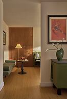 M Village Hotel Premier Thi Sach