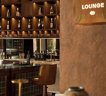 M Village Hotel Premier Thi Sach