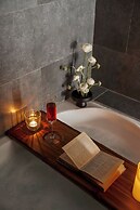 M Village Hotel Premier Thi Sach