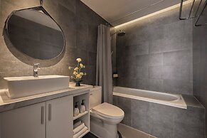 M Village Hotel Premier Thi Sach