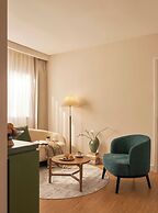 M Village Hotel Premier Thi Sach