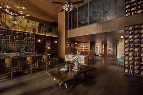 M Village Hotel Premier Thi Sach