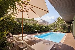 M Village Hotel Premier Thi Sach