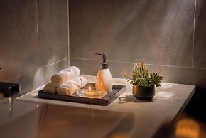 M Village Hotel Premier Thi Sach