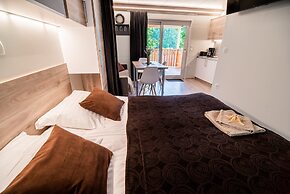 Thermal Canopy Tree House With Riviera Tickets