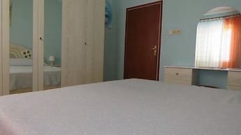 Serene Barbat Escape With Just Minutes From the Beach