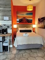 GIPH Sunset Suite Near the Pier