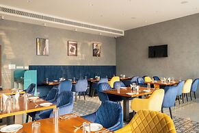 Hotel Hybiz by Darshan