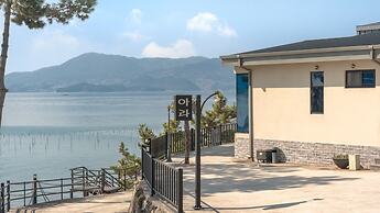 Sacheon Ara Private Pool Villa