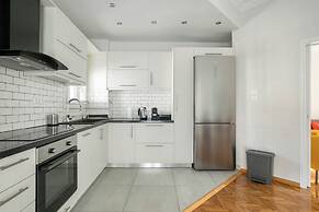 Dew 1-Bedroom Apartment in Athens