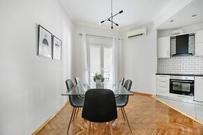 Dew 1-Bedroom Apartment in Athens