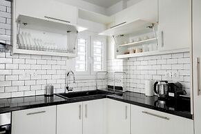 Dew 1-Bedroom Apartment in Athens