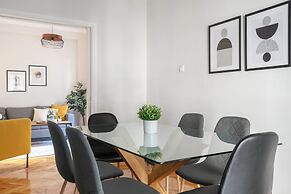 Dew 1-Bedroom Apartment in Athens