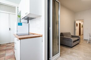 Febe Apartment by Wonderful Italy